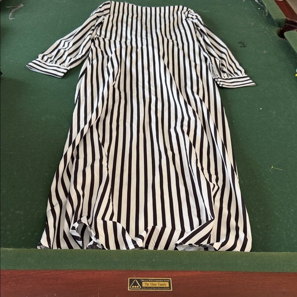 Striped Black and White Women's Cape - Picture 9 of 9